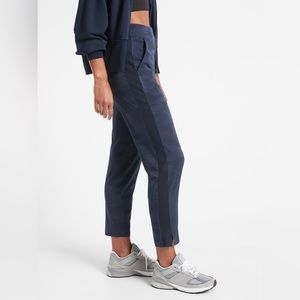 Athleta Brooklyn Navy Blue Camo Printed Pants
